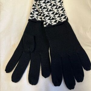 Michael Kors Black and White Patterned Gloves